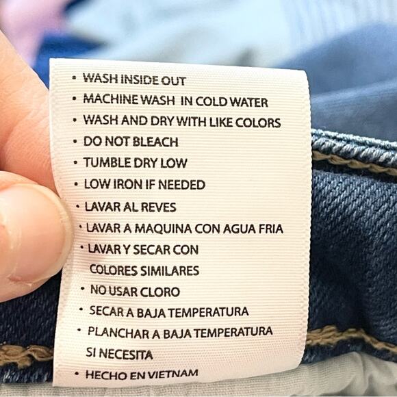 Kancan Klover Mid Rise Slim Straight Jeans Women’s size 3XL Button Fly Blue - Picture 10 of 11